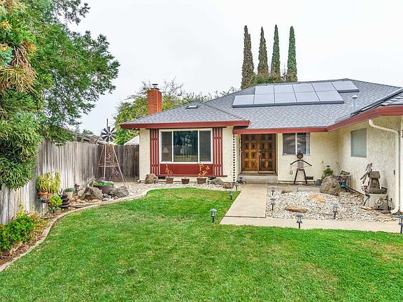 2nd image of 1380 Fair Oaks Ct