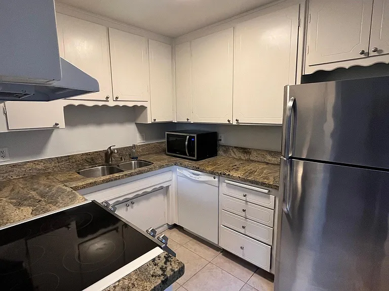 272 H St #B — Photo 15