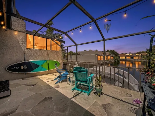 11313 NW 15th St, Pembroke Pines, FL 33026