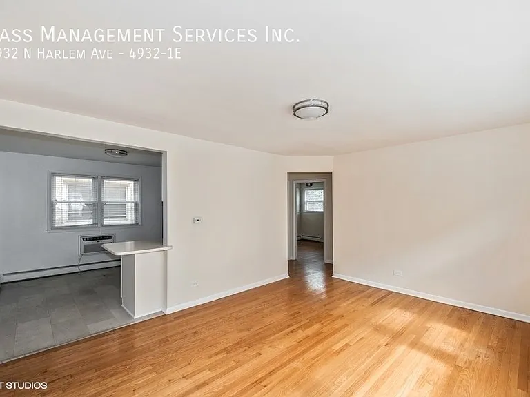 4932 N Harlem Ave #1E — Photo 2