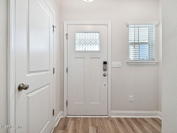 5th image of 13129 HOLSINGER Boulevard
