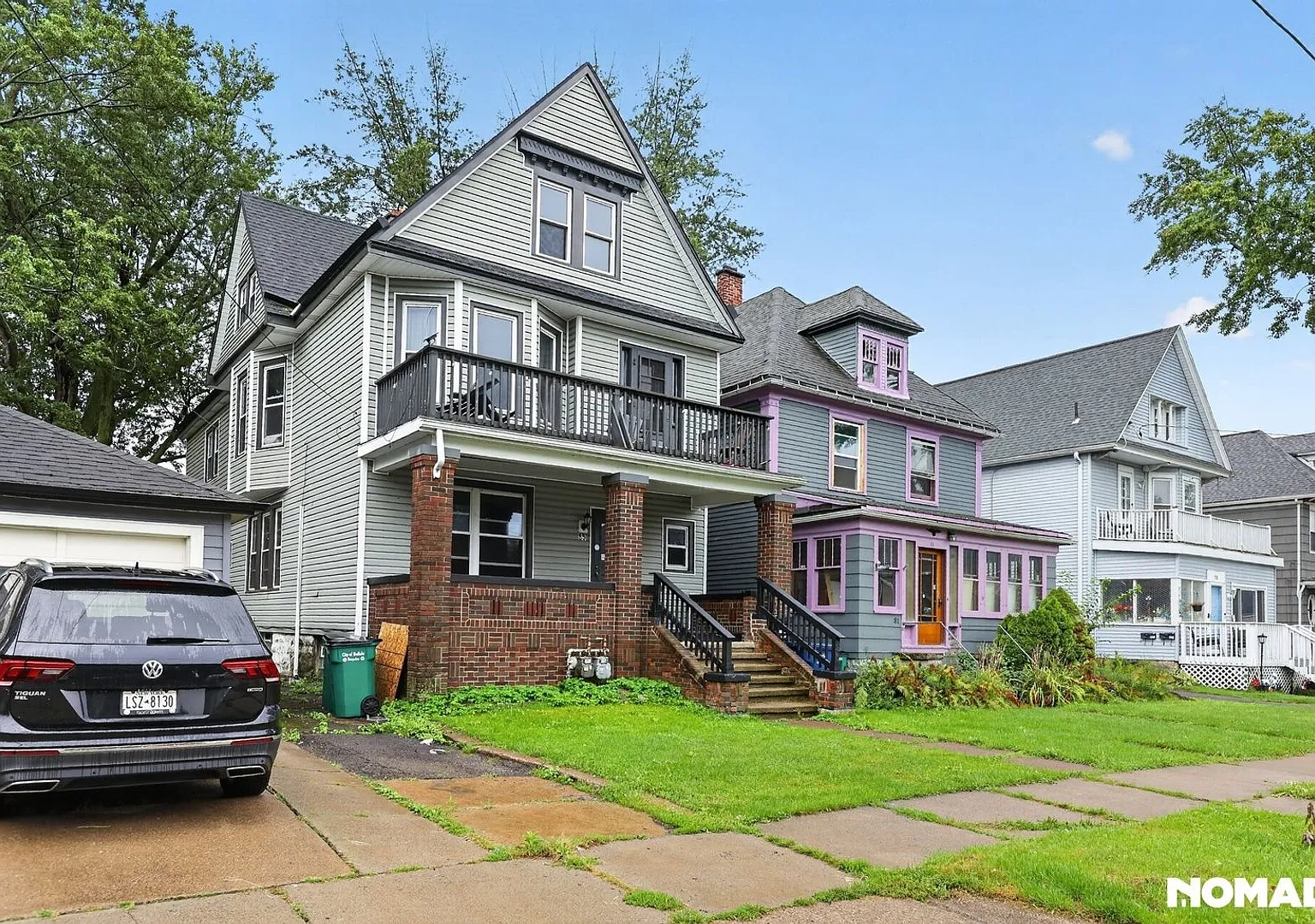 Spacious 6BR Duplex in Buffalo — Photo 1