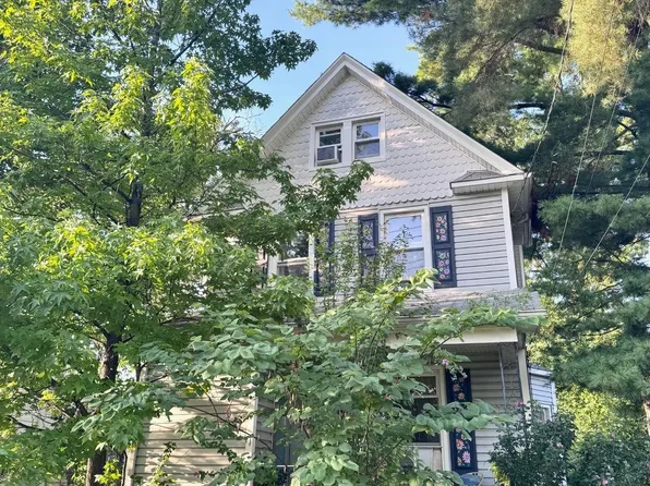 268 Midland Ave, River Edge, NJ 07661