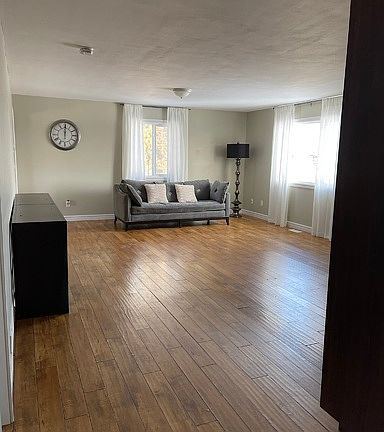 3rd image of 4805 53rd Ave