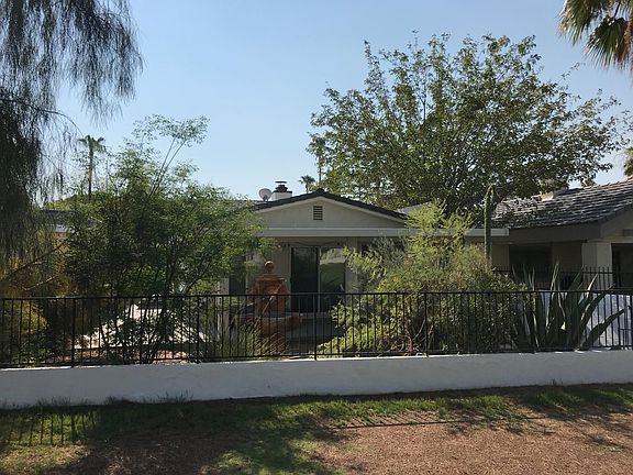 2nd image of 2935 Bel Air Dr