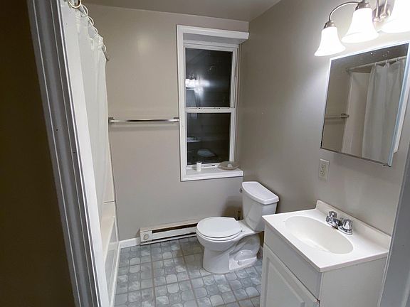 4th image of 412 W Atlantic St