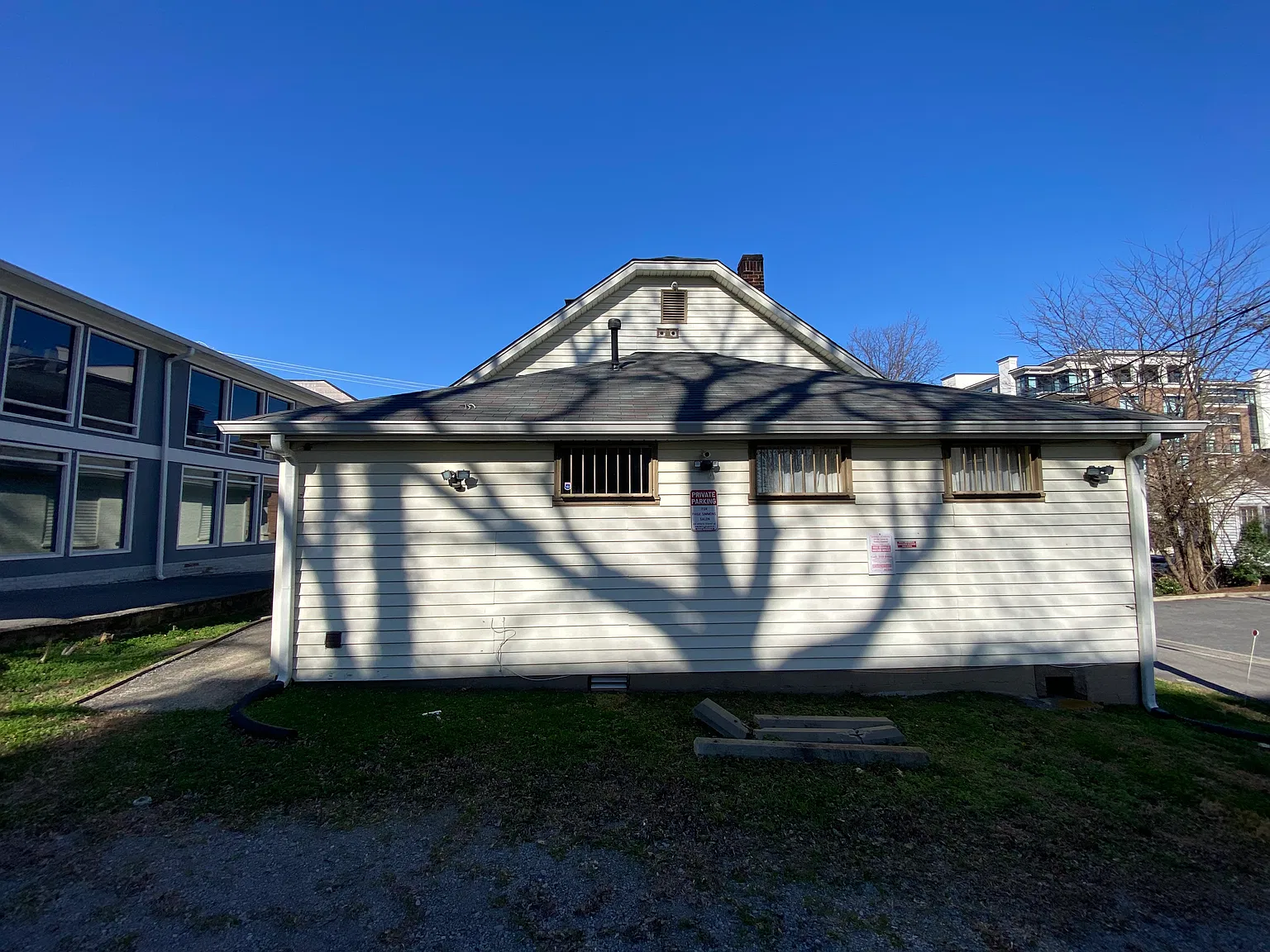 2 bed, 1933 sqft, $3,400 — Photo 4