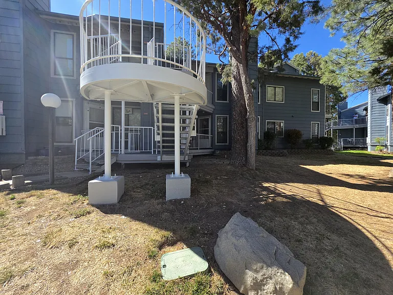 2700 S White Mountain Rd #1021 — Photo 2