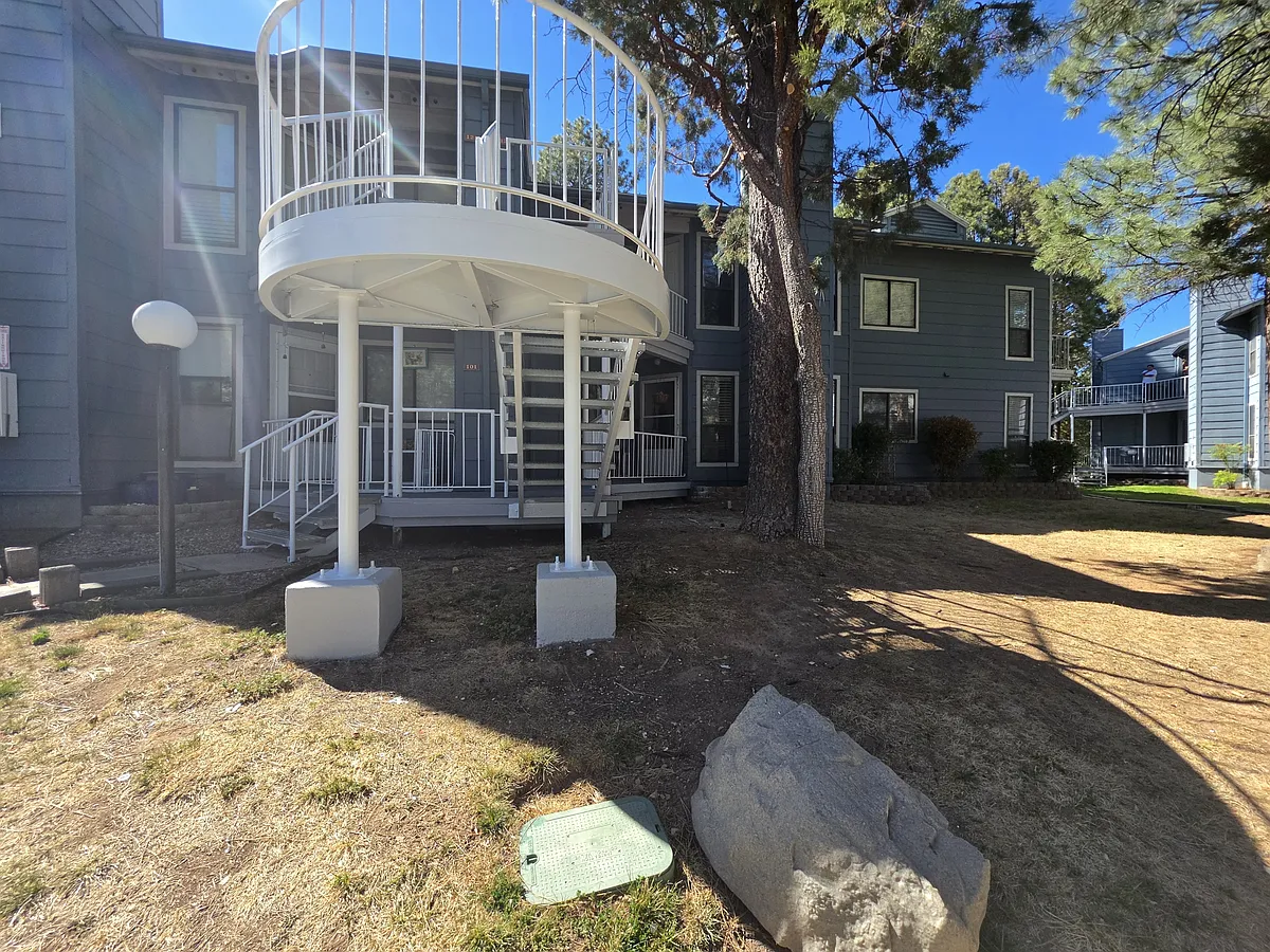 Building Photo - 2700 S White Mountain Rd #1021