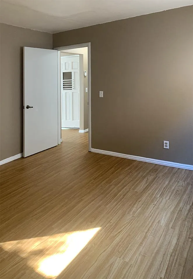 1 bed, 550 sqft, $1,525 — Photo 4