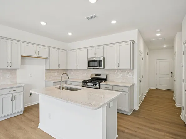 1614 Mirth Ct, Rolesville, NC 27571