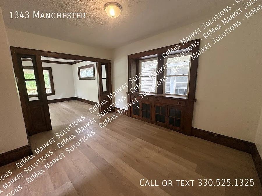 Spacious Akron Rental — Photo 4