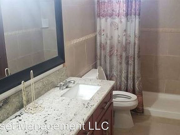 2nd image of 4500 Luapele Pl #2/1