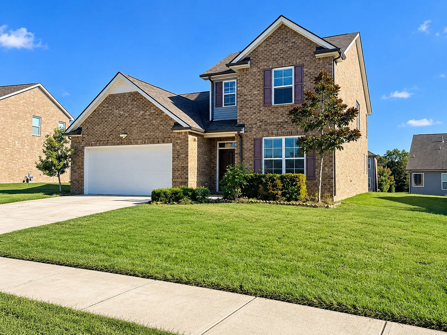 6 bed, 2638 sqft, $2,900 — Photo 1