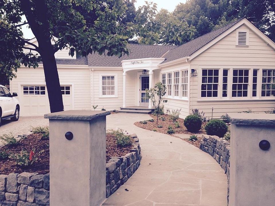 1st image of 812 Creek Dr