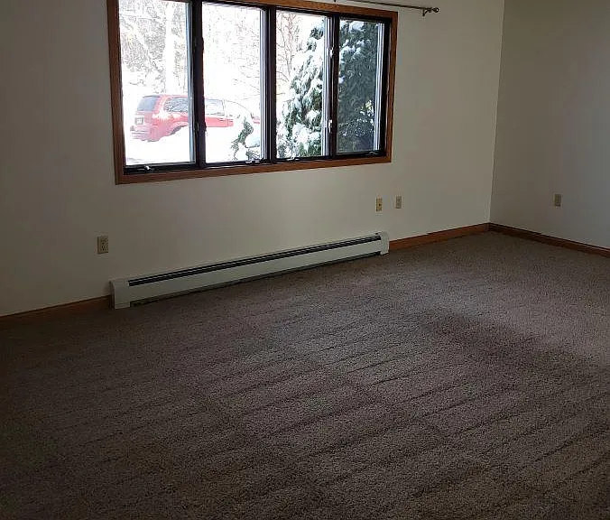 903 W Ridge St #8 — Photo 7