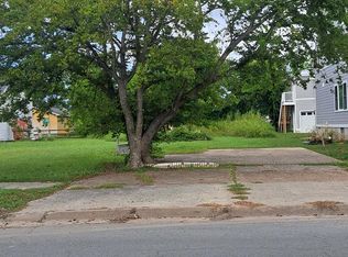 409 Jefferson Ave, Cape Charles, VA 23310
