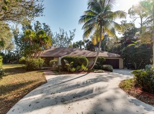 13567 Greentree Trl, Wellington, FL 33414