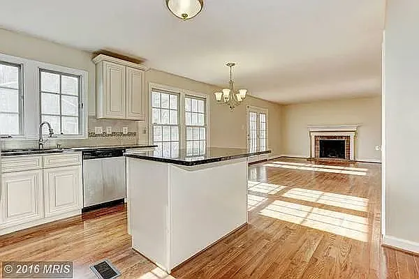 8677 Wheatfield Way — Photo 7