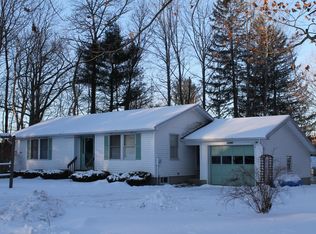 2 Lee St, Pittsfield, MA 01201