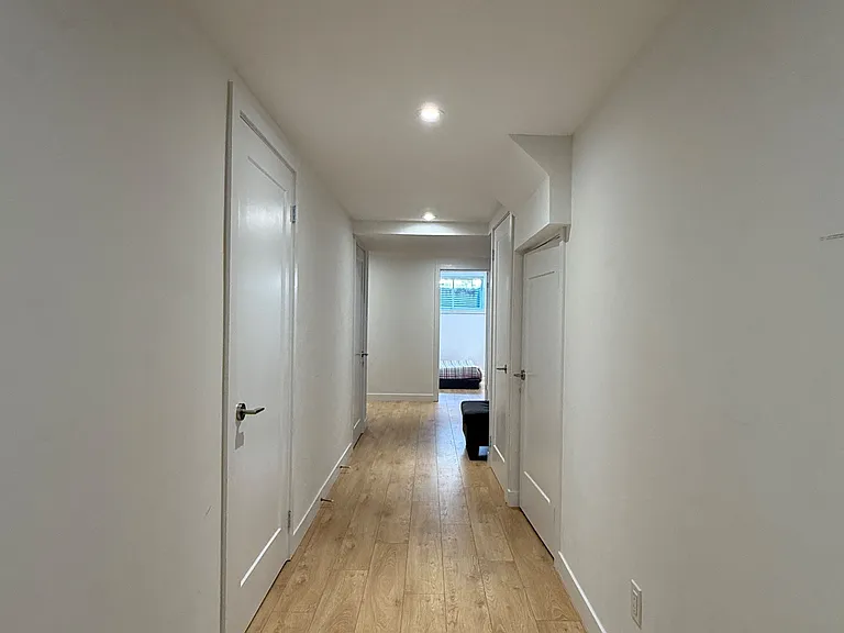 72 McLean Ave — Photo 28