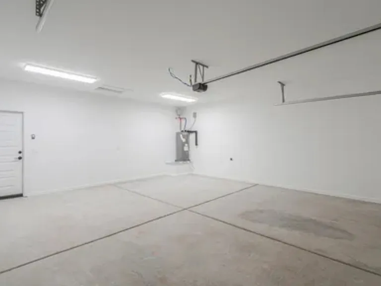 229 E Cedar Ave — Photo 14