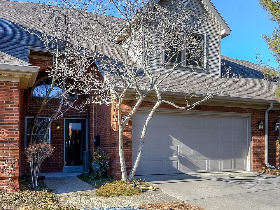 1st image of 605 Golf Town Cir