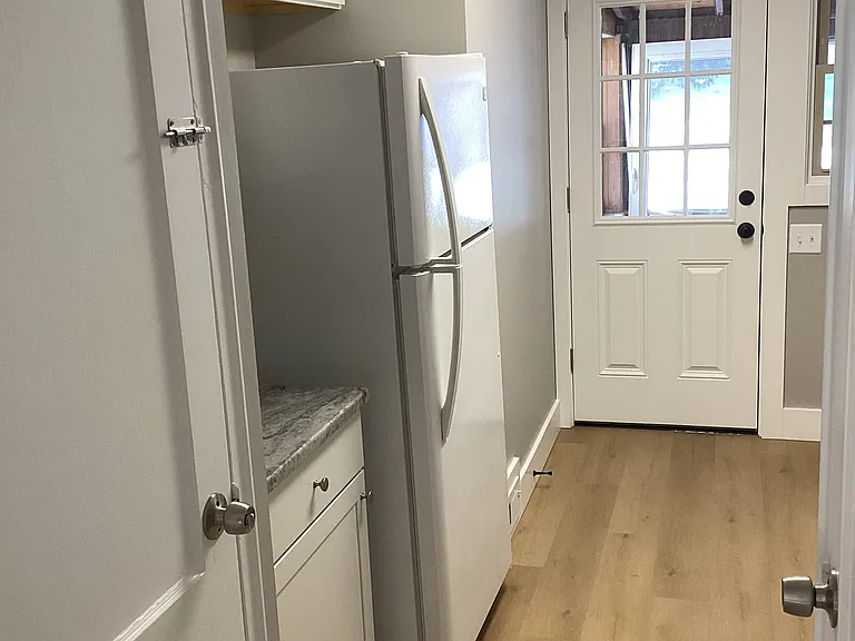 11 Loomis Hts #11 — Photo 19