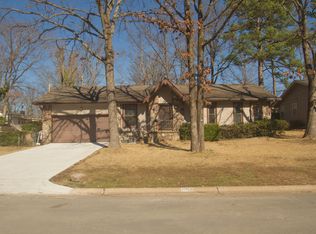 11500 E Stoney Point Ct, Little Rock, AR 72211