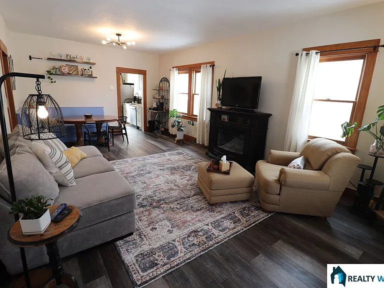 6433 Platte Ave — Photo 2