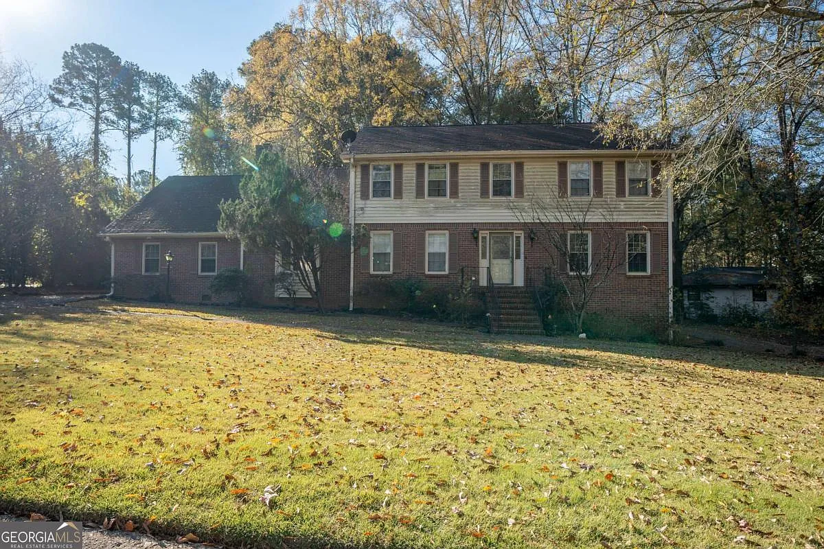 2181 Carmen Ct photo 1