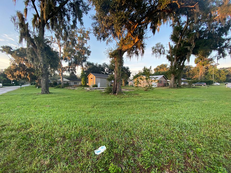 1st image of 13451 3rd St
