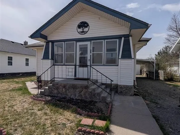 803 Avenue B, Minatare, NE 69356