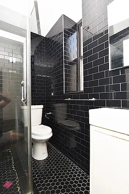 Rented by Bohemia Realty Group | media 20