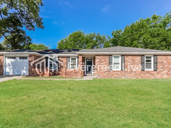 255 Oak Lake Dr, Martinez, GA 30907