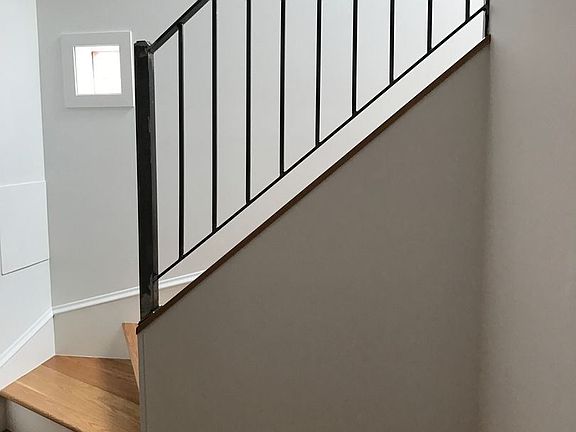 5th image of 1643 S Throop St #8929517