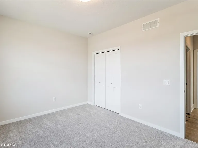 2780 SE Florence Dr — Photo 17