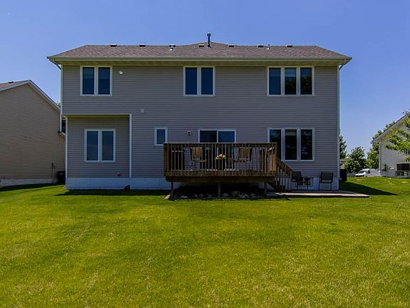 5th image of 5757 NW 92nd Ct