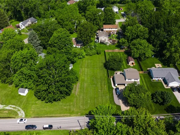 Florence Ave, Painesville, OH 44077