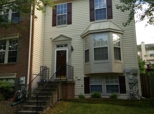 769 Pine Drift Dr, Odenton, MD 21113