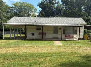 2626 W Page St, Springfield, MO 65802