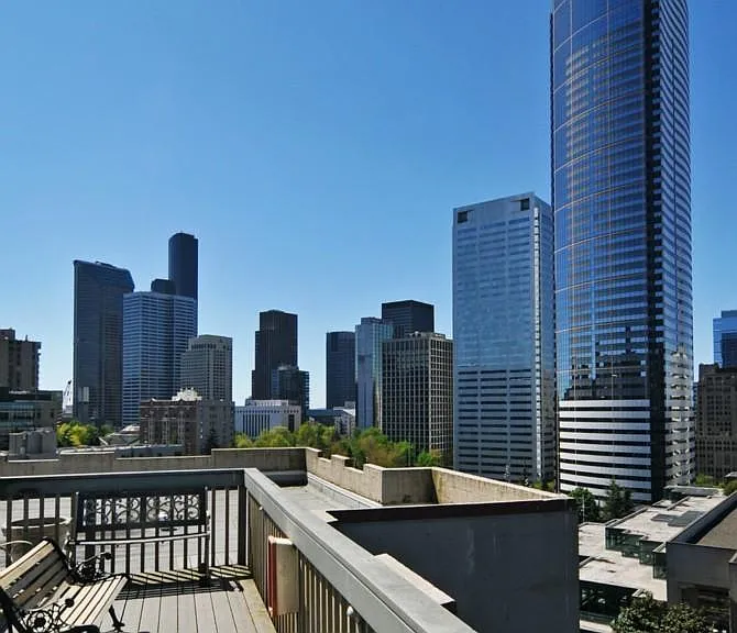 1400 Hubbell Pl #502 — Photo 12