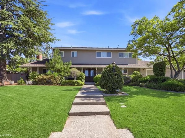 20234 Edinburgh Dr, Saratoga, CA 95070