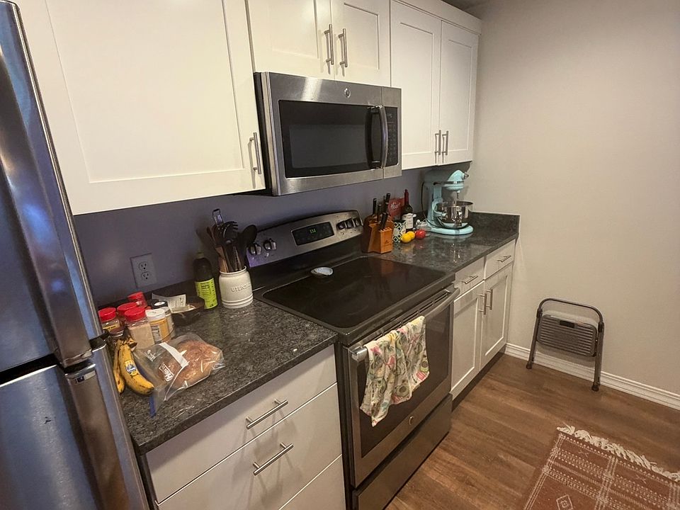 2nd image of 1202 North Ave W #B