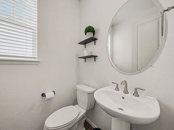 5th image of 5148 Preserve Pl