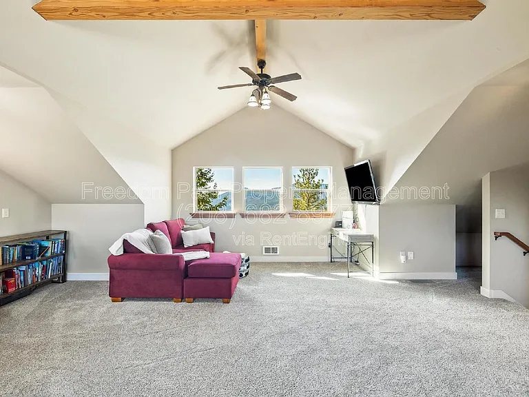 721 Sanctuary Hls — Photo 39