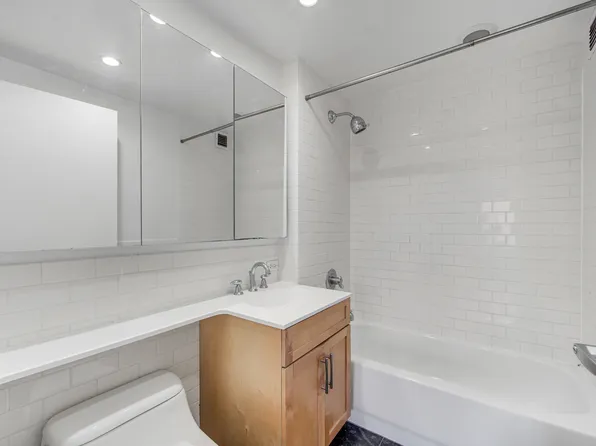 516 West 47th Street image 12 of 18