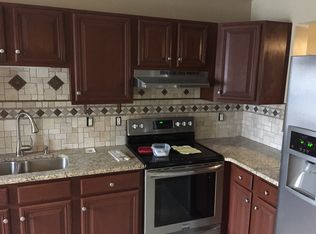 375 Meeting House Ln, Lancaster, PA