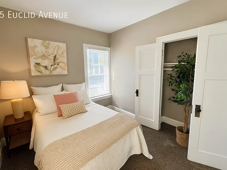 75 Euclid Ave — Photo 20