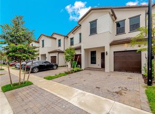 261 SW 159th Ct, Hollywood, FL 33027